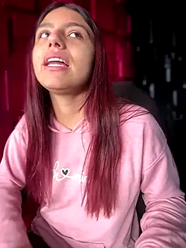 Emily-teen online show from December 15, 8:03 pm