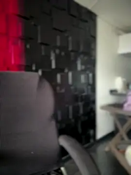 Emily-teen online show from November 24, 1:22 pm