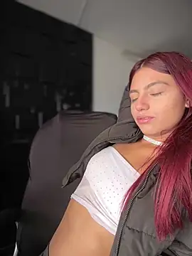 Emily-teen online show from February 7, 4:48 pm