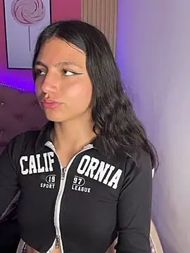 Emily-teen online show from February 23, 1:21 pm