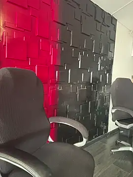 Emily-teen online show from February 23, 7:25 pm