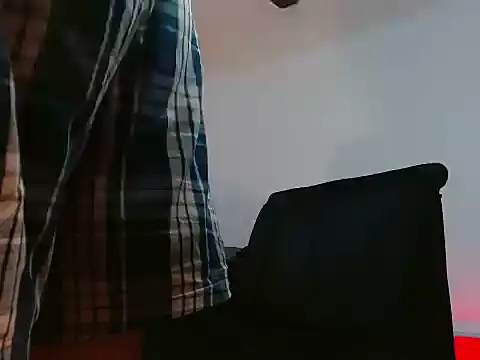 AngelHil online show from December 20, 1:19 am