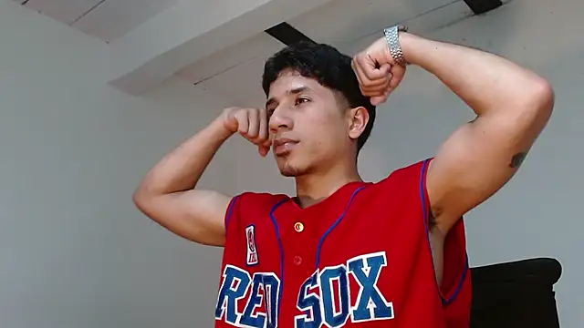 AngelHil online show from April 21, 2:25 am