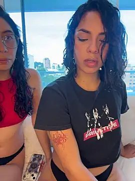 Alice surprise online show from December 2, 9:16 pm