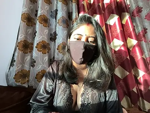 Snapshot of okbent chatting on November 30, 11:00 am okbent online show from November 30, 11:00 am