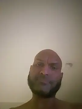 Mrnutella online show from February 25, 1:20 am