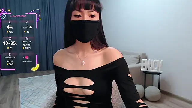 ThaiBoo online show from April 3, 2:51 am