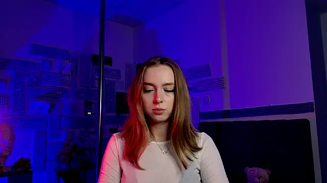 JenniferGraces online show from March 22, 4:37 pm