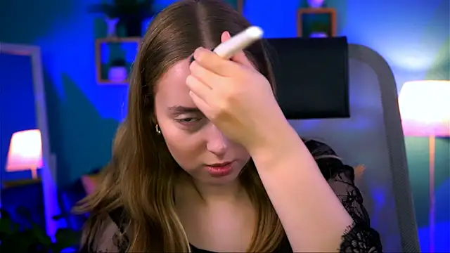 JenniferGraces online show from September 18, 8:34 pm