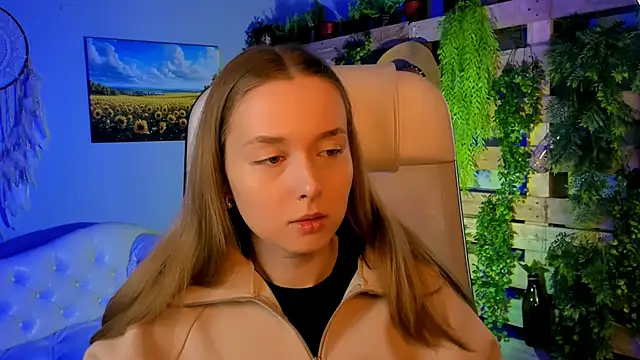 JenniferGraces online show from October 7, 9:54 am