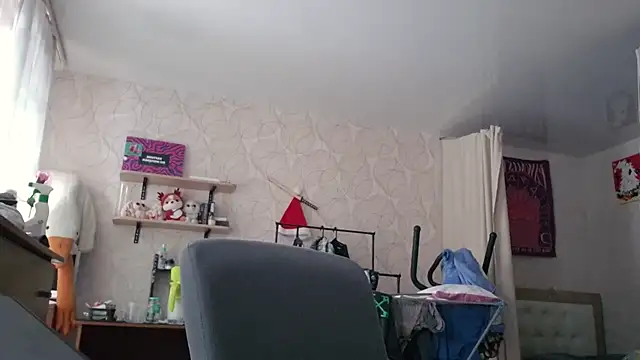 boozekirs  online show from February 9, 4:10 am