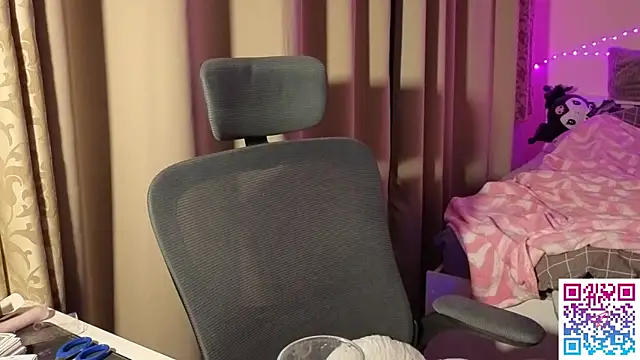 boozekirs  online show from February 15, 2:34 am