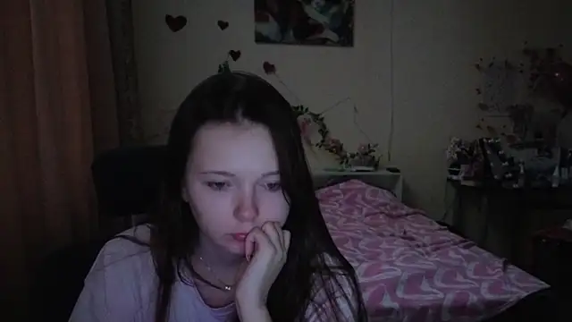 boozekirs  online show from March 11, 3:00 am