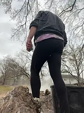 HTXBELLE online show from February 8, 6:05 pm