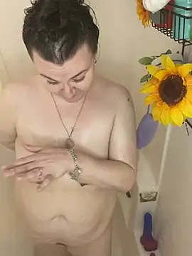 HTXBELLE online show from March 10, 9:18 pm
