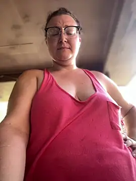 Snapshot of HTXBELLE chatting on June 12, 1:53 pm HTXBELLE online show from June 12, 1:53 pm