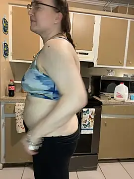 HTXBELLE online show from March 17, 2:08 am