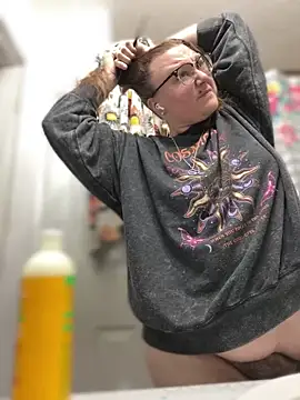 HTXBELLE online show from March 19, 4:29 pm