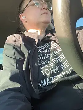 HTXBELLE online show from January 16, 10:03 pm