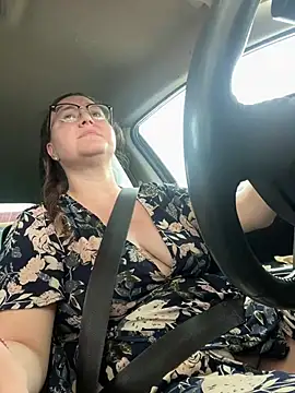 HTXBELLE online show from March 4, 5:53 pm