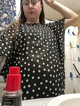 HTXBELLE online show from February 7, 7:00 pm