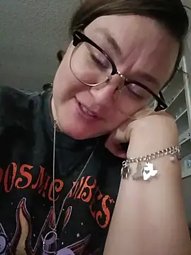 HTXBELLE online show from October 30, 5:28 am