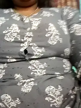 dianaduskygirl online show from February 24, 6:04 pm