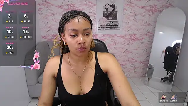 Snapshot of catalina25_t chatting on January 18, 1:25 pm catalina25 t online show from January 18, 1:25 pm