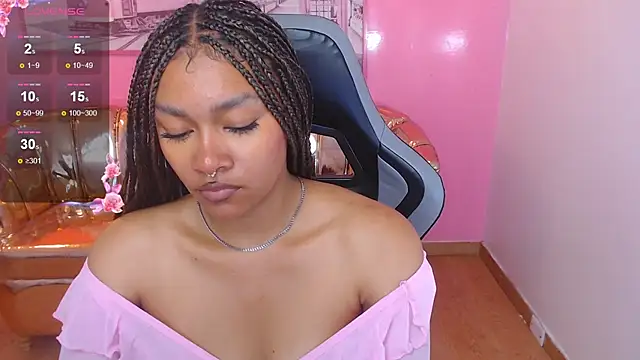 Snapshot of catalina25_t chatting on December 22, 7:58 pm catalina25 t online show from December 22, 7:58 pm