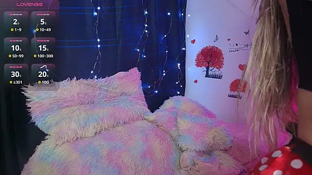 Snapshot of electra_queen1 chatting on November 1, 5:57 am electra queen1 online show from November 1, 5:57 am