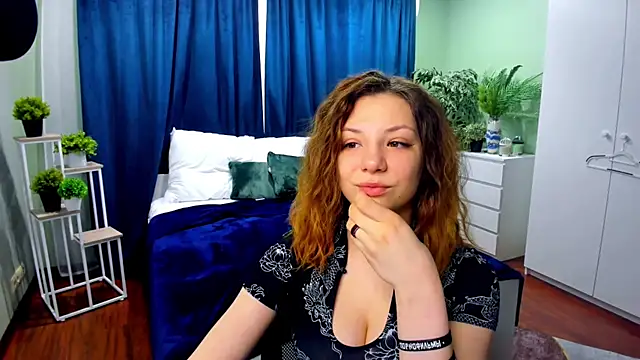 Snapshot of AmandaGracy_1 chatting on March 18, 4:18 am AmandaGracy 1 online show from March 18, 4:18 am