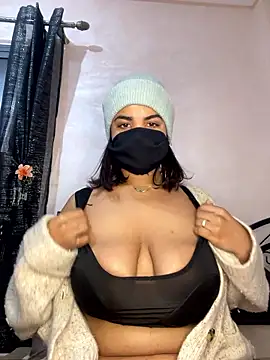 Snapshot of Louli_ta chatting on January 15, 7:50 pm Louli ta online show from January 15, 7:50 pm