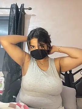 Snapshot of Louli_ta chatting on January 17, 8:01 pm Louli ta online show from January 17, 8:01 pm