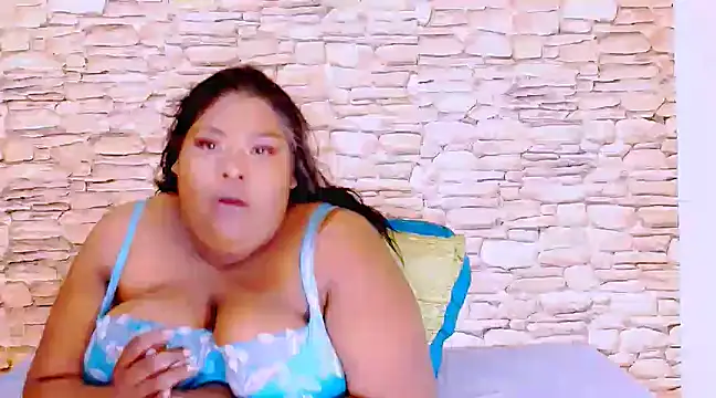 Snapshot of IndianSassy1 chatting on February 25, 5:51 pm IndianSassy1 online show from February 25, 5:51 pm