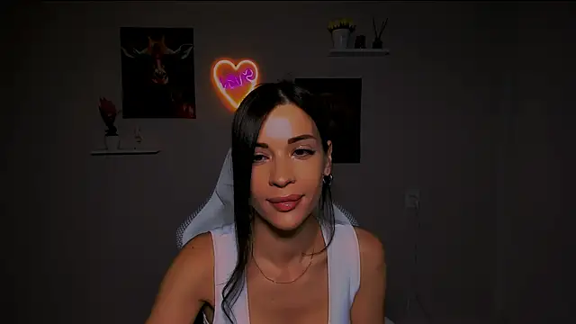 Snapshot of KetiWils chatting on March 7, 6:43 pm KetiWils online show from March 7, 6:43 pm