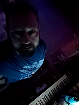 Cummaker69 online show from March 2, 2:41 am