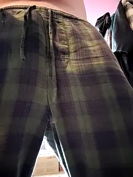 Cummaker69 online show from November 16, 8:24 pm