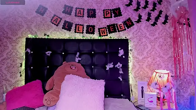 Luna Sommer online show from October 13, 2:13 am