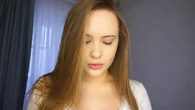 QuennaCoote online show from February 20, 6:59 am