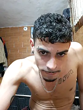 AkauanBR online show from February 17, 7:33 pm