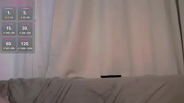 JanelleBrown  online show from December 19, 1:02 pm