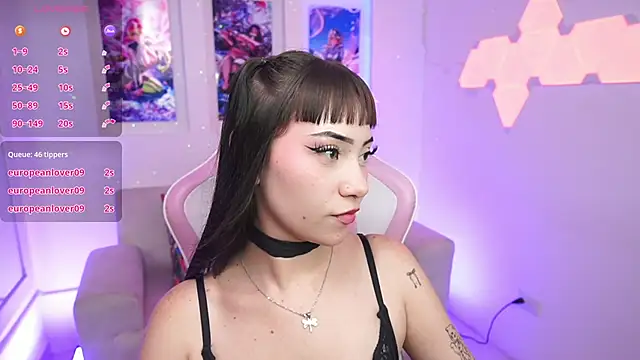 Snapshot of SaharaKramer chatting on February 19, 10:20 pm SaharaKramer online show from February 19, 10:20 pm