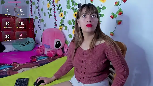 Snapshot of Rihana_Milan chatting on October 4, 8:43 pm Rihana Milan online show from October 4, 8:43 pm