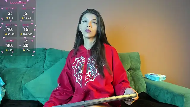 aitana garcia  online show from March 11, 11:15 am