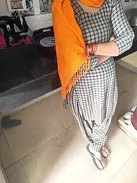 indian couple4 online show from January 14, 3:32 am