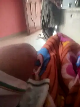 Snapshot of indian_couple4 chatting on November 23, 3:27 am indian couple4 online show from November 23, 3:27 am