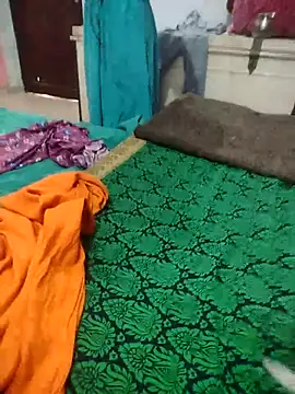indian couple4 online show from April 23, 4:19 am