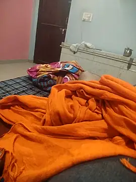 Snapshot of indian_couple4 chatting on November 12, 4:00 pm indian couple4 online show from November 12, 4:00 pm