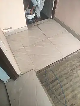 Snapshot of indian_couple4 chatting on December 15, 5:02 am indian couple4 online show from December 15, 5:02 am