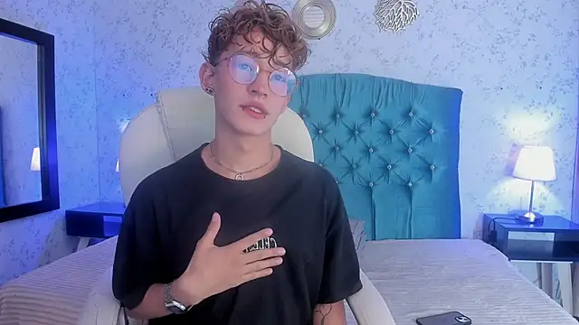 iiangel  online show from November 12, 4:38 am